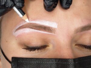 restructuration-sourcils.jpg